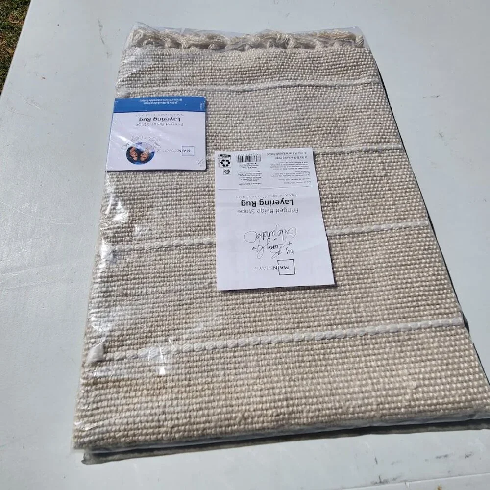 NEW Indoor Outdoor Rug Beige Cream Stripe 24